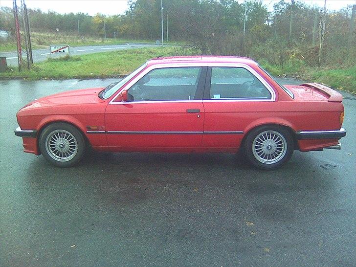 BMW e30 325 e billede 3