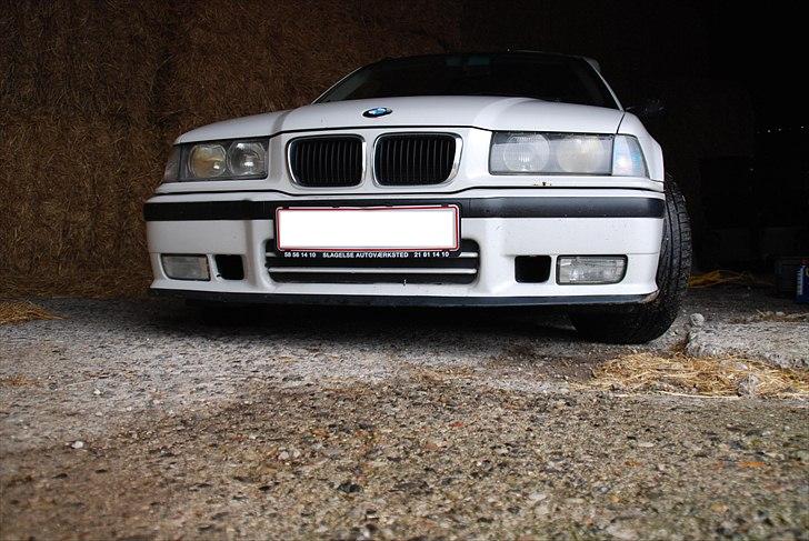 BMW E36 318I *R.I.P* billede 1