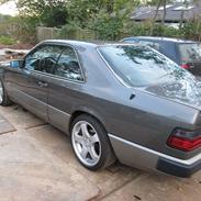 Mercedes Benz w124-230 ce (SOLGT)