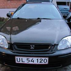 Honda Civic 1,4 i s solgt