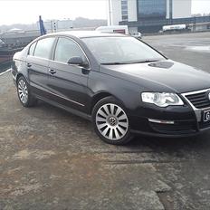 VW Passat 3C - Black Rose