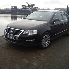 VW Passat 3C - Black Rose