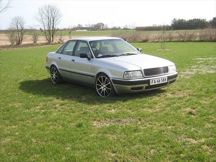 Audi 80 2,0 E billede 1