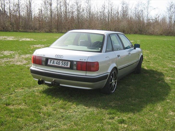 Audi 80 2,0 E billede 4