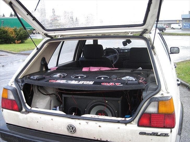 VW Golf II 1,6 cl solgt / by billede 8