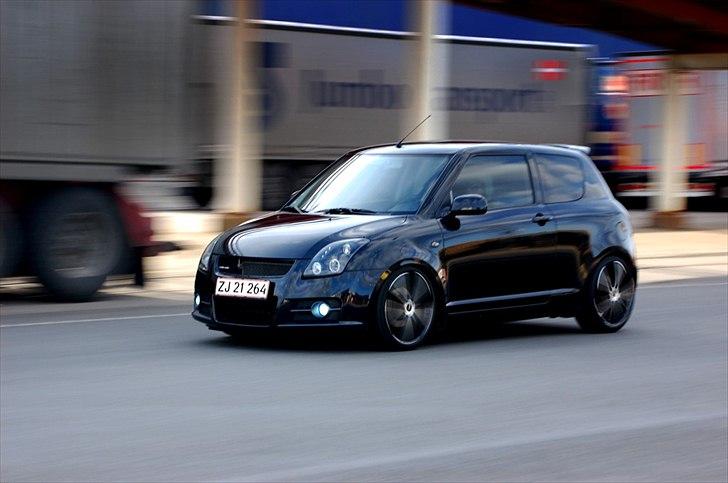 Suzuki Swift Sport  ''SOLGT'' billede 1