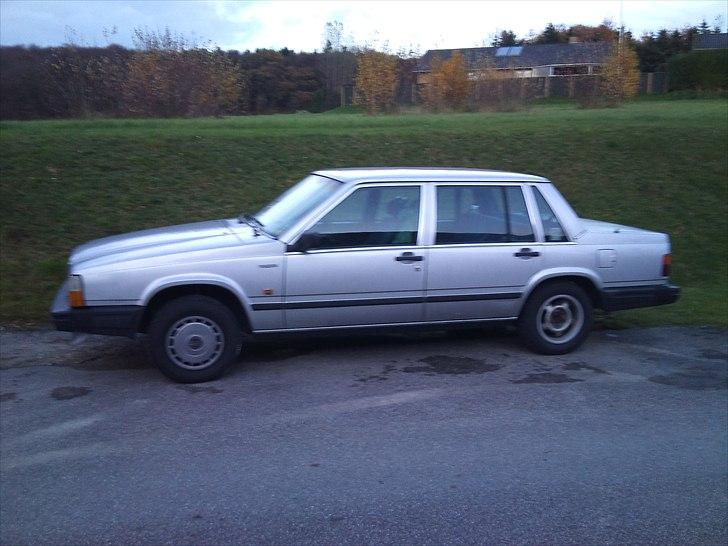 Volvo 740 GL billede 2