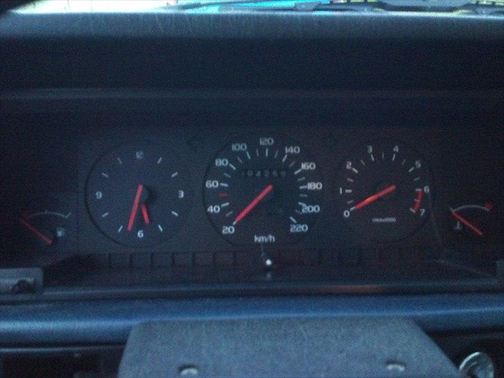 Volvo 740 GL billede 15