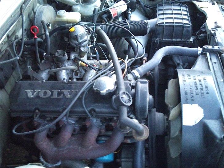 Volvo 740 GL billede 18