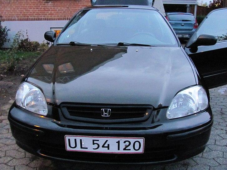 Honda Civic 1,4 i s solgt billede 3
