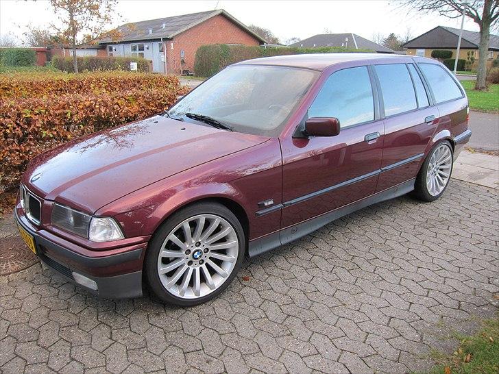 BMW 323i Touring Solgt billede 14