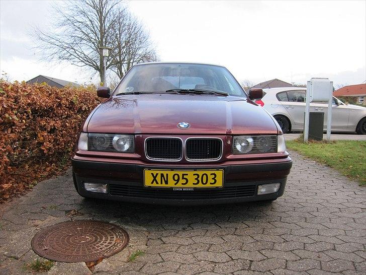 BMW 323i Touring Solgt billede 15