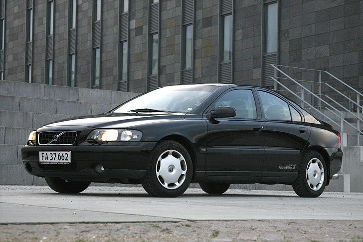 Volvo S60 2,4 billede 1