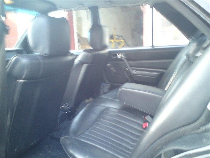 Mercedes Benz 190E 2,0 skadet. billede 10