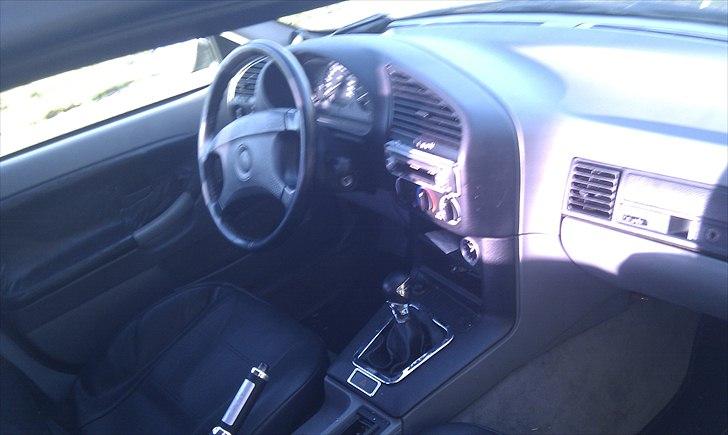 BMW 325i   solgt  billede 4