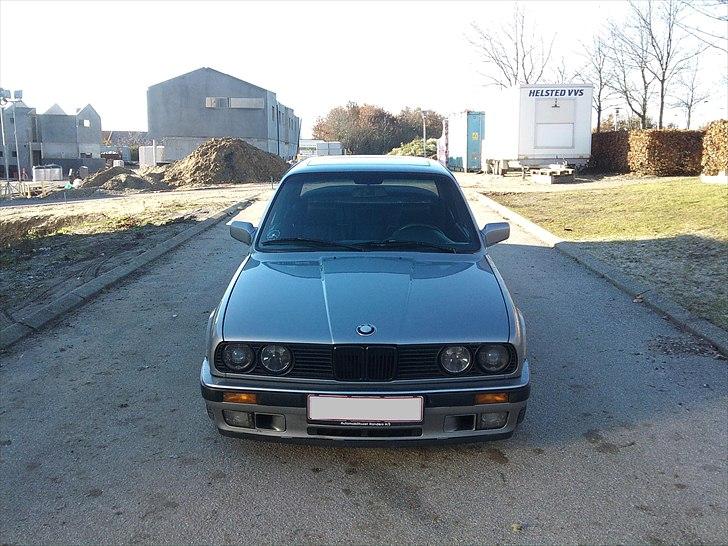 BMW e30 325i - solgt billede 9