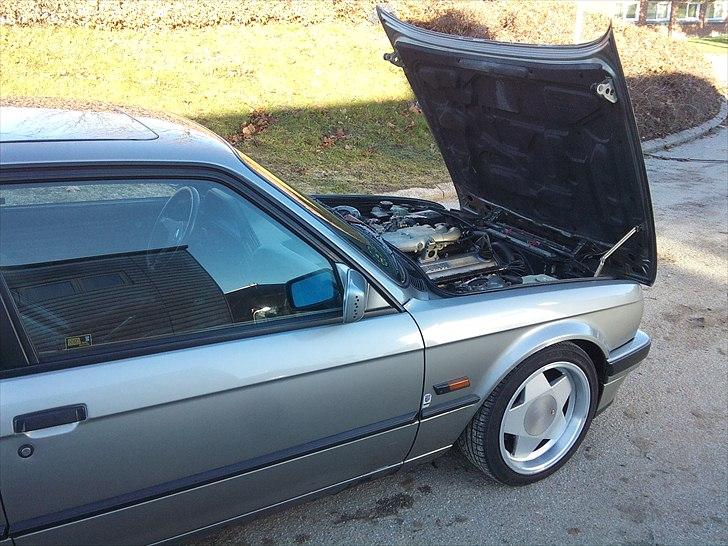 BMW e30 325i - solgt billede 10