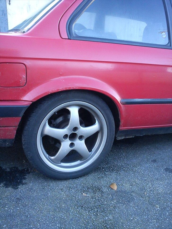 BMW 318 is billede 3