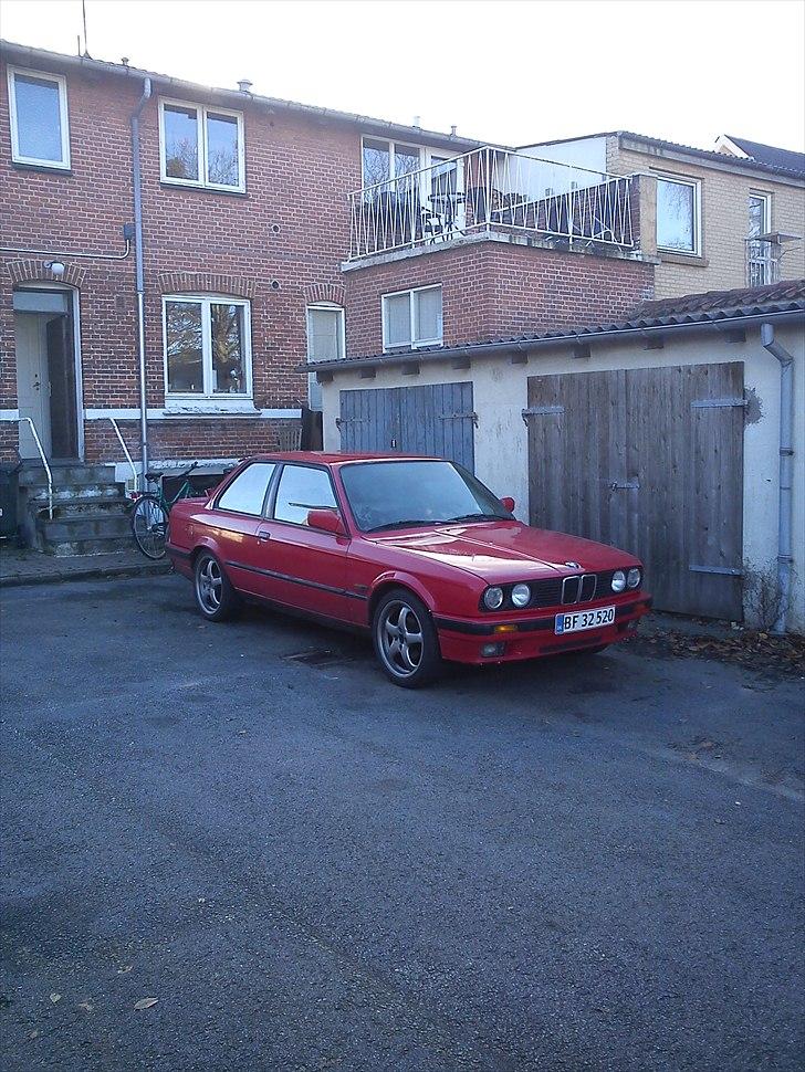 BMW 318 is billede 7