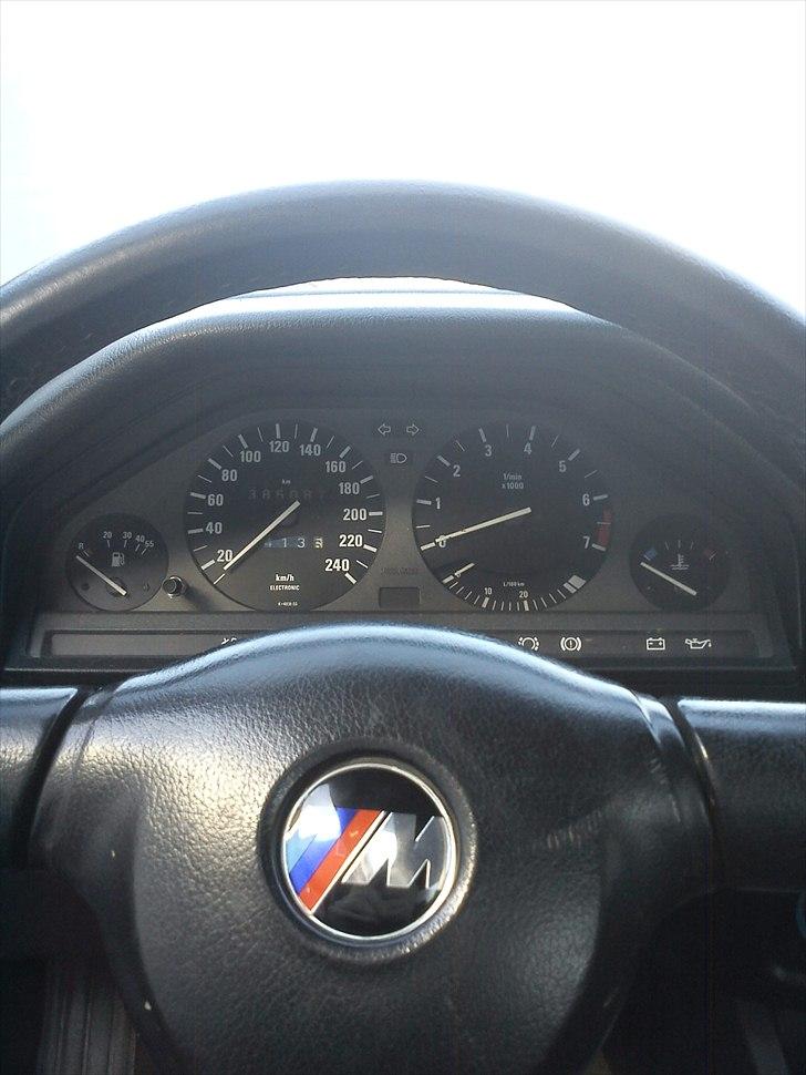 BMW 318 is billede 11