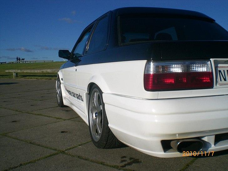 BMW E30 320i coupe billede 5