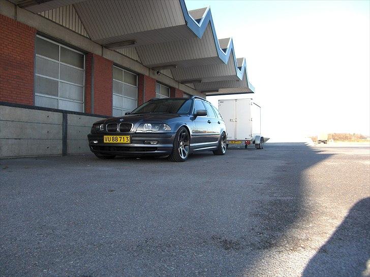 BMW E46 330d SOLGT billede 14