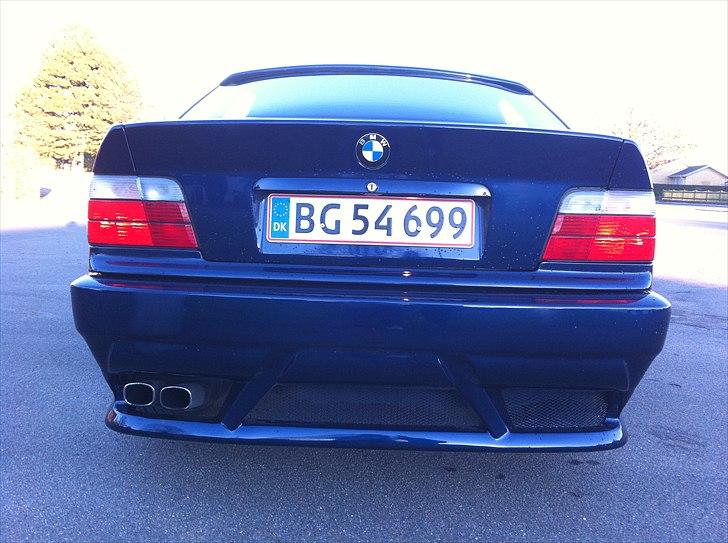 BMW 320I billede 10