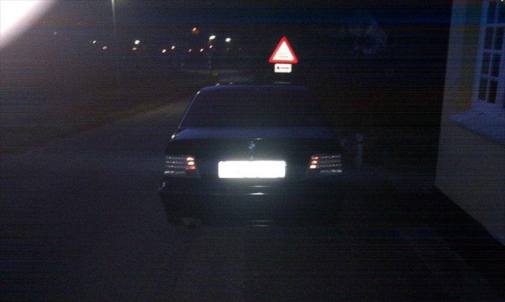 BMW 325i   solgt  billede 12