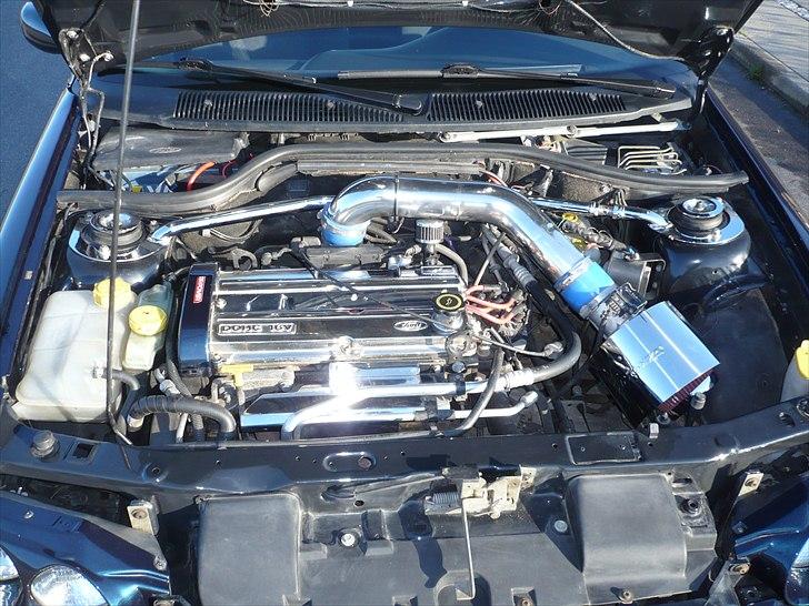 Ford Escort 1,8i 16v Monaco billede 5