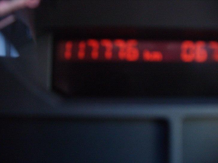 BMW 320i Coupé "Solgt" billede 15