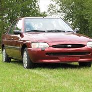 Ford Escort - 1,6i