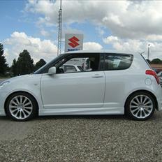 Suzuki Swift SOLGT