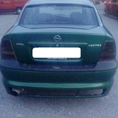 Opel vectra  solgt
