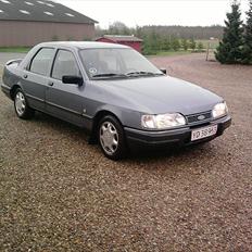 Ford sierra 2,0 DOHC solgt  