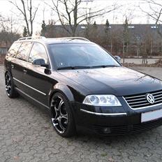 VW Passat 2,5 TDI Highline