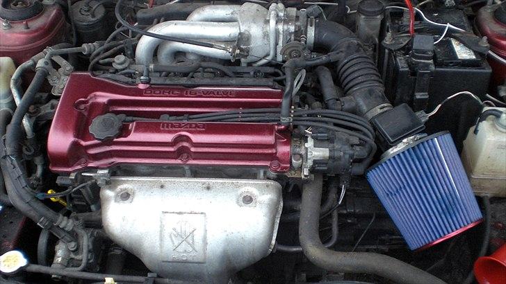 Mazda 323f ba (Solgt) billede 14