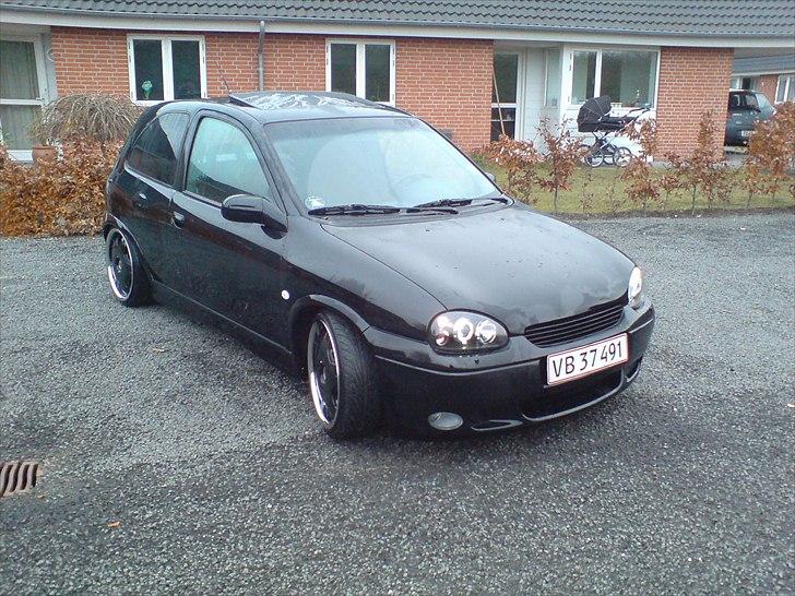 Opel Corsa b 1,4 sport billede 3