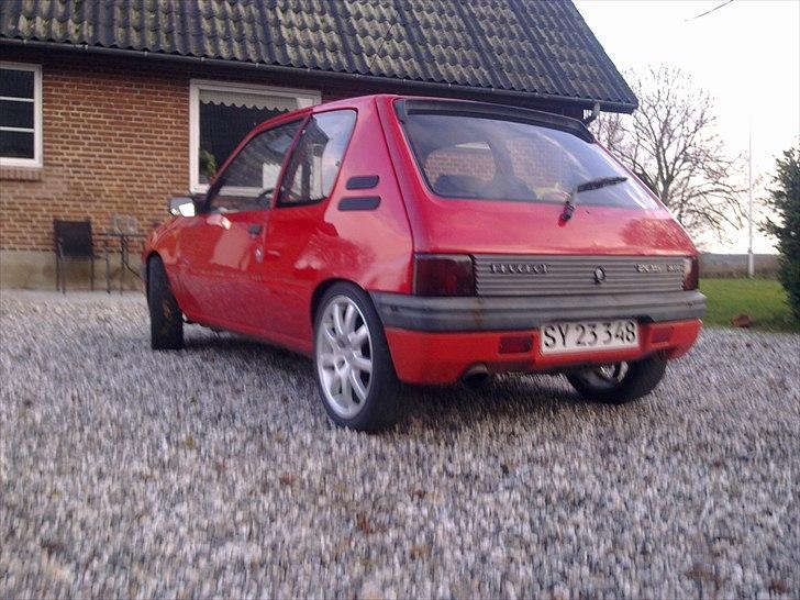 Peugeot 205 billede 5