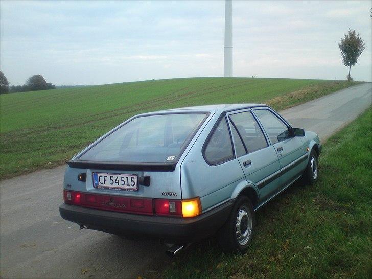 Toyota corolla dx1.6 solgt billede 4