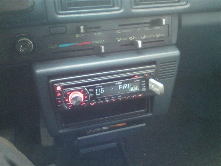 Toyota corolla dx1.6 solgt billede 9