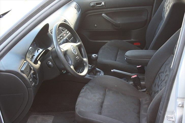 VW Golf IV TDI *Solgt* billede 5