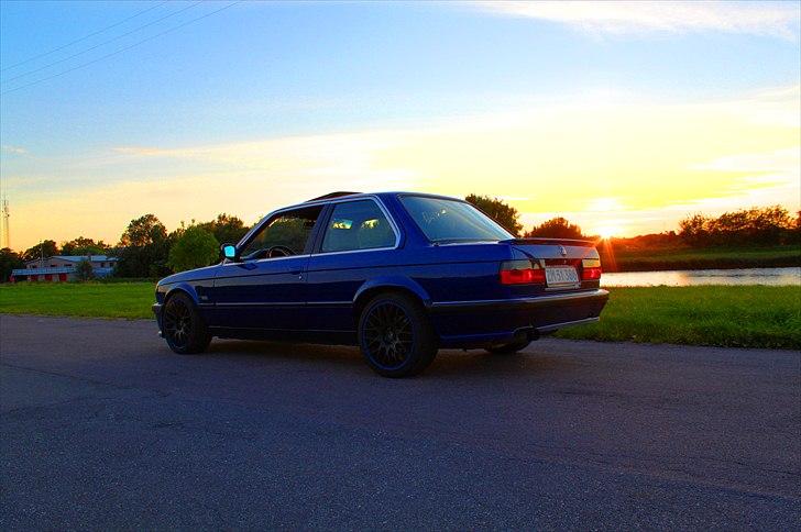 BMW E30 325i (Solgt) billede 3