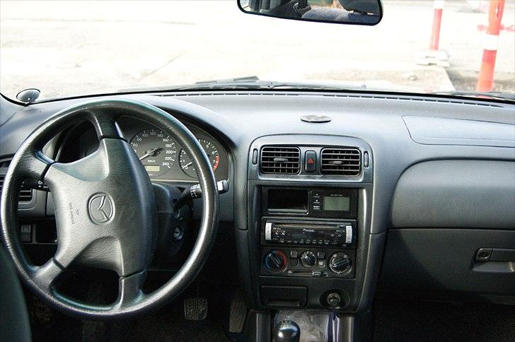 Mazda 626 GLX billede 7