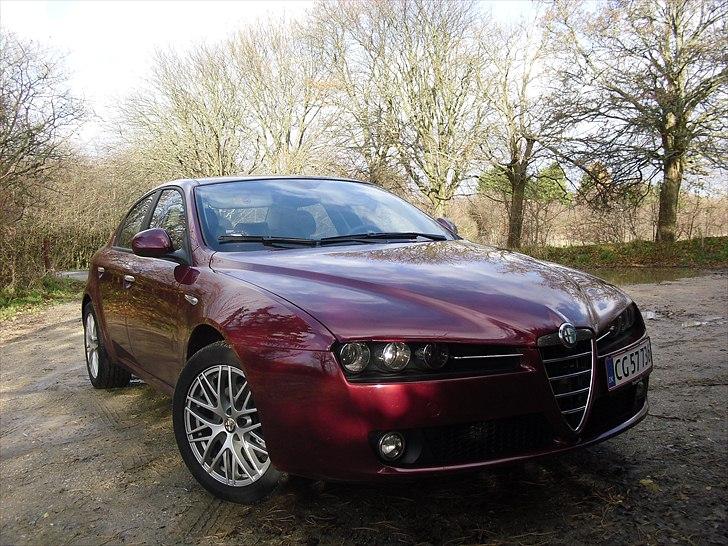Alfa Romeo 159 2,2 JTS Lusso billede 2