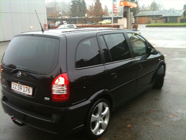Opel Zafira opc billede 2