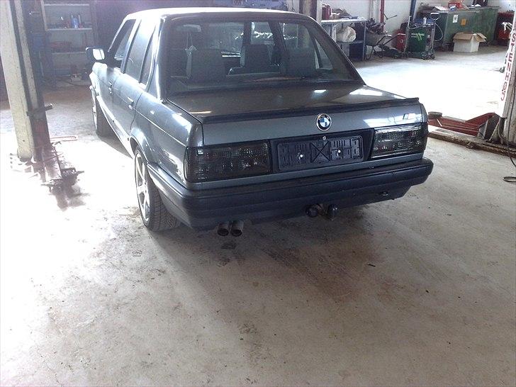 BMW 325i Solgt billede 9