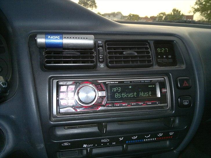 Toyota Corolla E10 Solgt billede 11