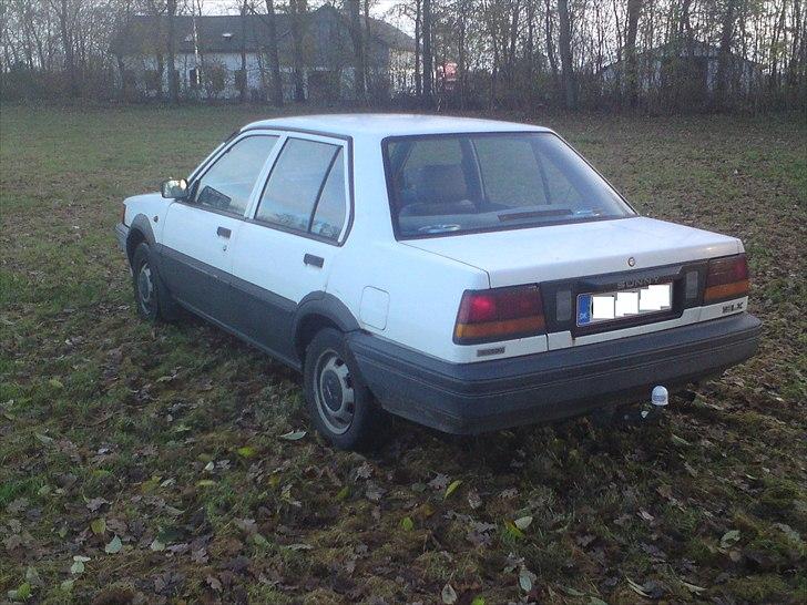 Nissan SUNNY  LX N13 sedan solgt billede 18