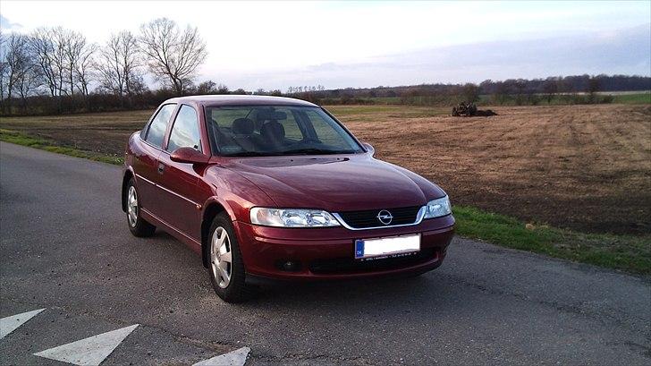 Opel Vectra B Elegance. -Solgt- billede 1