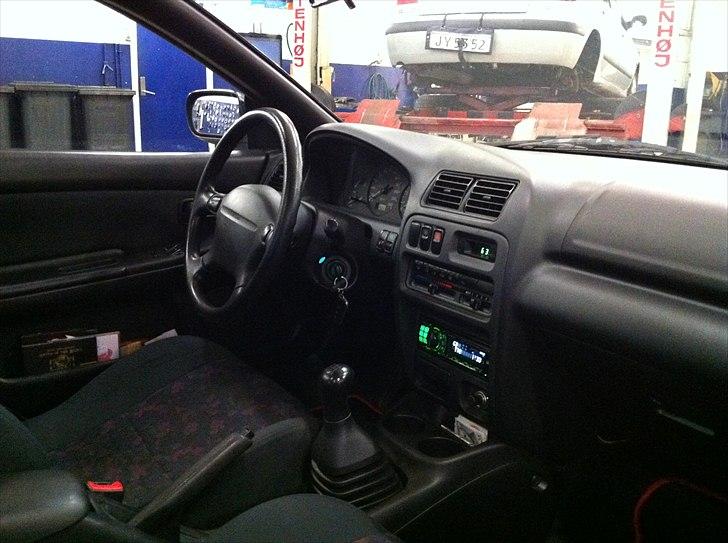 Mazda 323F 1.8 billede 7